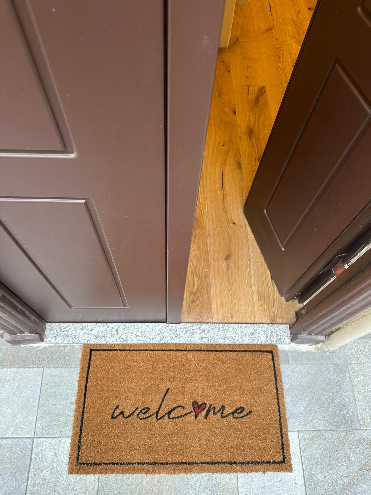 placeholder image-sq